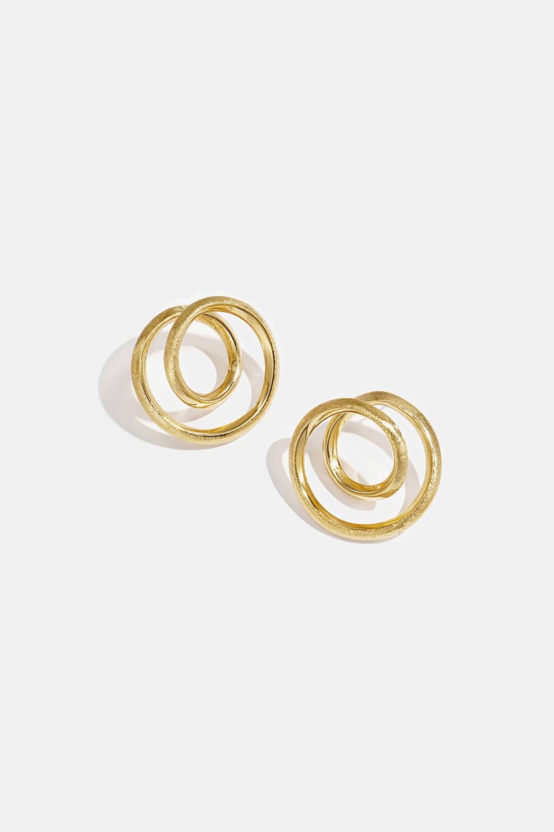 Elegant gold circle stud earrings for everyday wear