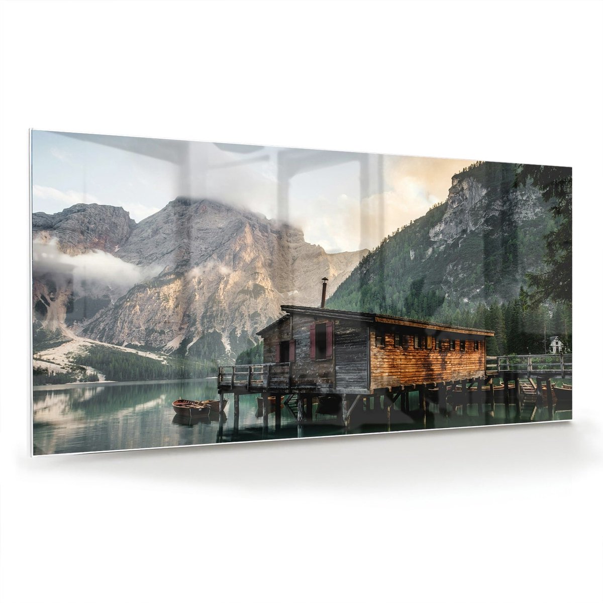 Mydesignglas Glazen Schilderij – Berglandschap met Meer en Houten Huis – Wanddecoratie op Gehard Glas - 100x50cm