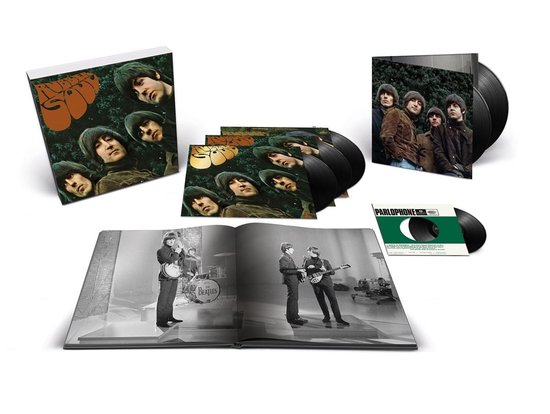 De Deluxe Editie van The Beatles' Rubber Soul bevat 5 LP's en een 7-inch single met het iconische albumartwork en foto's van de band.