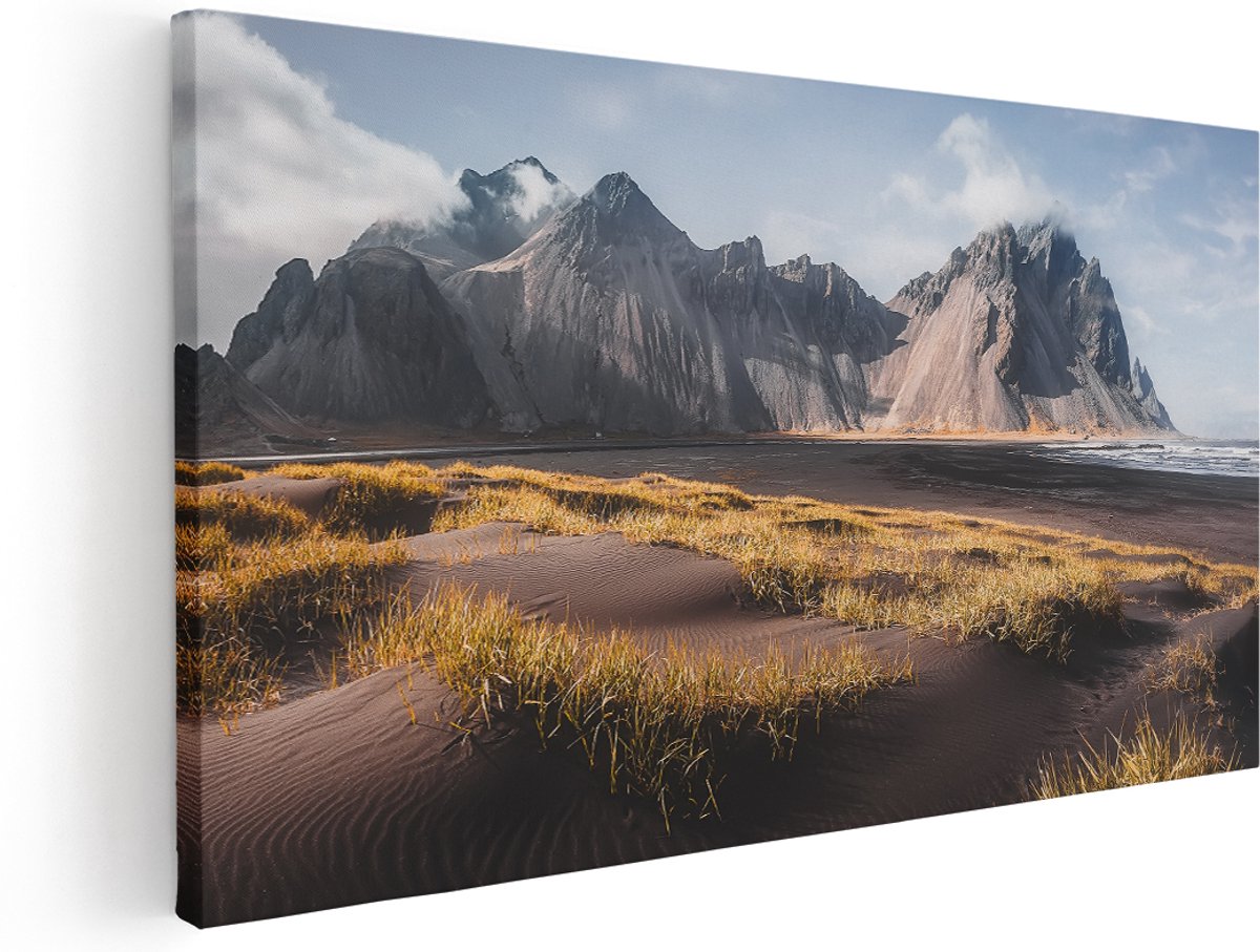 Artaza Canvas Schilderij Zwart Zand In De Bergen Van IJsland - 180x90 cm - Groot - Wanddecoratie Woonkamer - Schilderijen - Muurdecoratie