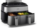 Philips heteluchtfriteuse met twee open lades, één met brood, de ander met aardappelen en sperziebonen.
