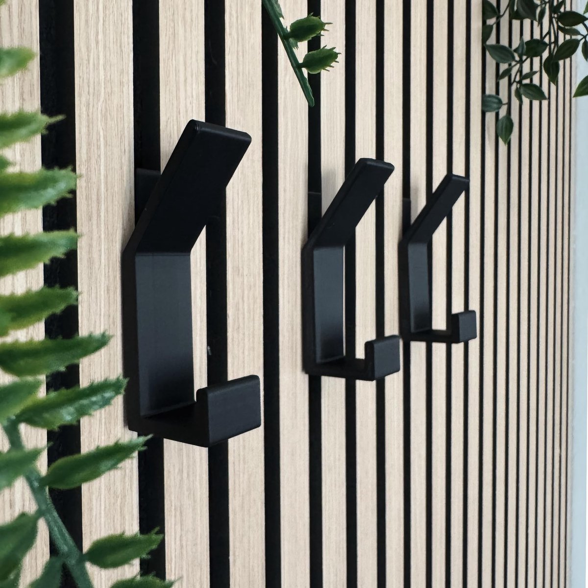 Dailygoods- Garderobehaken met kliksysteem - zonder boren - snel te monteren - omplaatsbaar - accessoires voor akoestische panelen - discreet ontwerp - Wandhaken