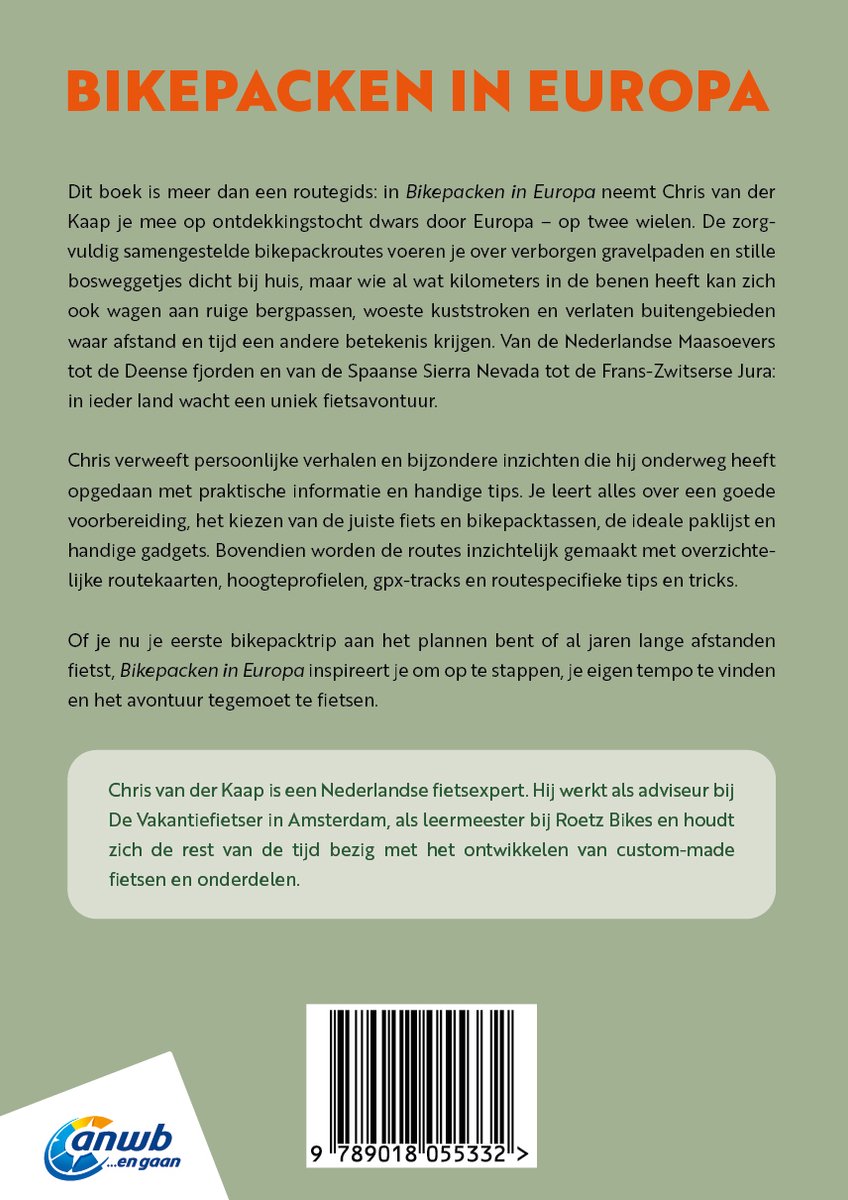 Boek kaft 'Bikepacken in Europa' met tekst en informatie over fietsen.