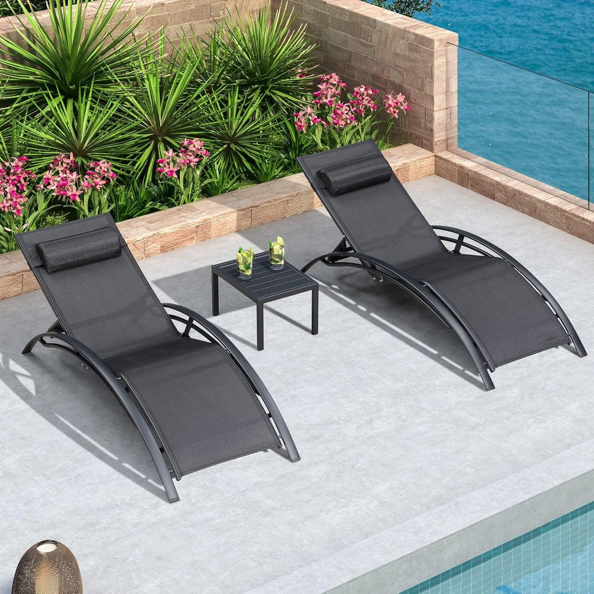 Purple Leaf Aluminium ligbedden met kussen - Set van 2 met bijzettafel - Zwart