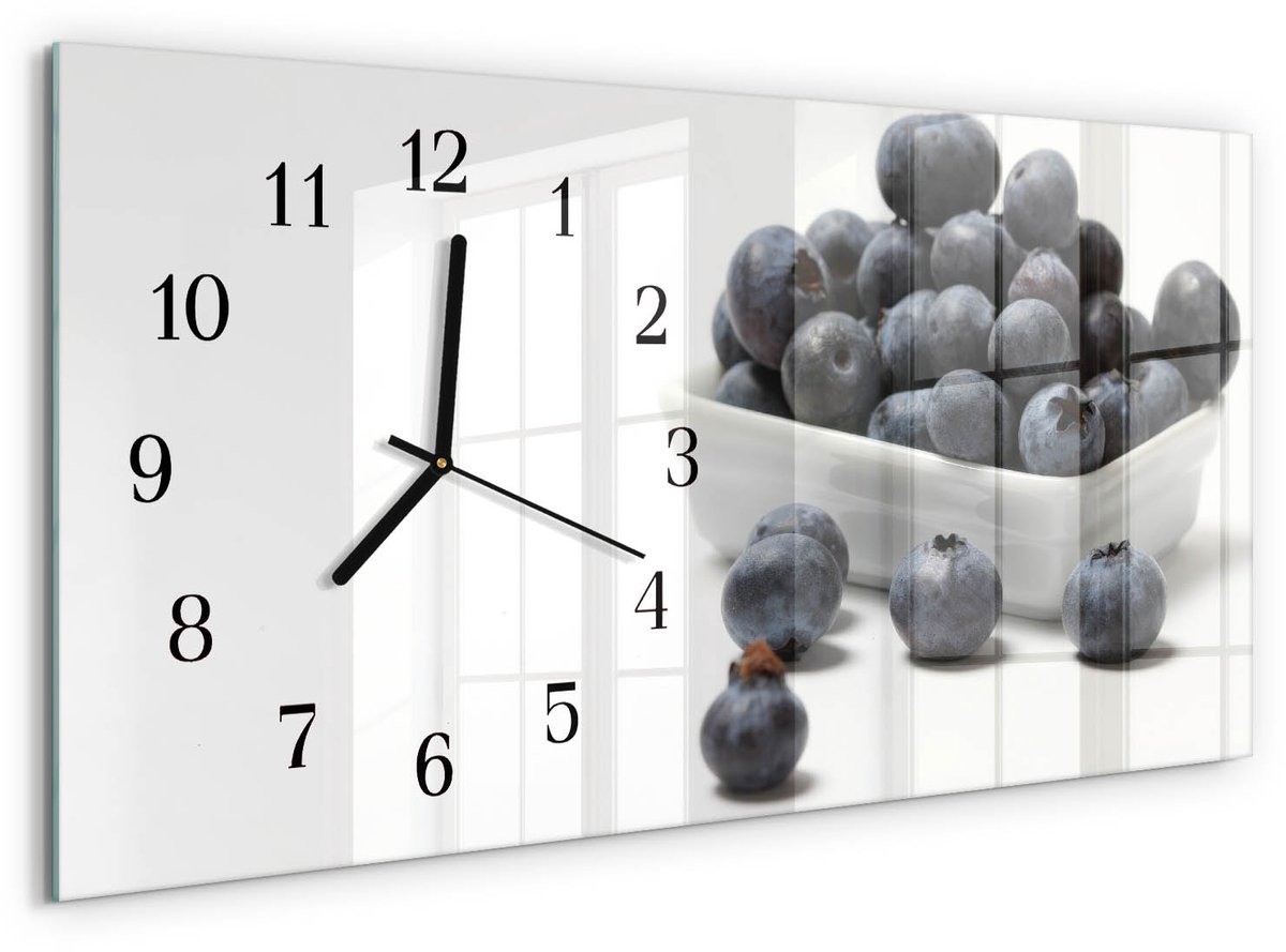 TULUP Wandklok - Bessen Glazen Klok Met Print - 60x30 cm - Wit Moderne Glazen Wandklok - Zwarte Handen - Rechthoekige Wandklok - Decoratieve Glazen Klok - Glazen Wandklok Design Wit - Bessen