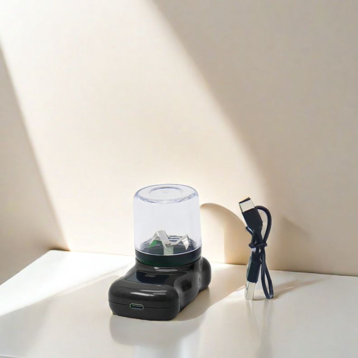 Zirkle MiniPod - Elektrische Kruidenmaler / Specerijmolen / Mini Spice Grinder / Kruidenmolen - USB-C Oplaadbaar met Display - Voor Gedroogde Kruiden, Kruidenmixen en Specerijen - Compact voor Thuis, Reizen en Camping - Groen