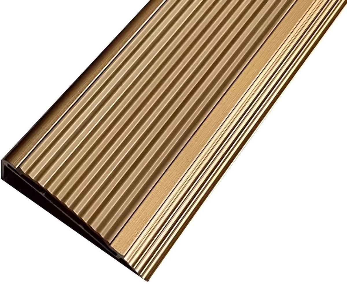 Traprandprofiel Aluminium - Antislip Strips - Veilige Trappen - L-vormig Rubber - 120 cm - Goud