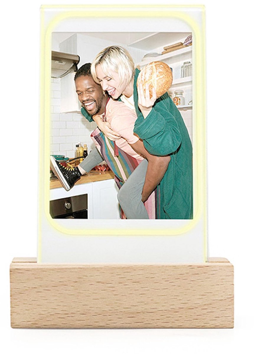Dailygoody - Gepersonaliseerde Acryllichtfotolijst - Nachtlichtlamp - Houten Verlichte Standaard - 3 Inch - Beste Herinneringencadeau - Voor Verjaarda...