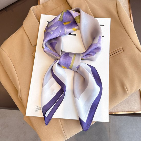 Satijnen Vierkante Sjaal (70x70cm) met Lelieprint in Paars-Wit, Imitatiezijde met Abstract Bloemenpatroon, Elegant als Bandana, Nek- of Hoofddoek voor Dames