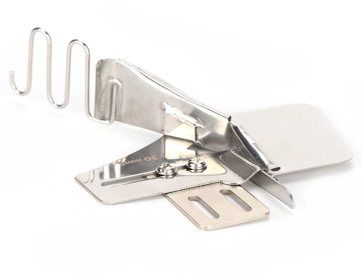 Dailygoods- Naaimachine Hoekbinder - 30mm Platte Band - IJzer - Geschikt voor Industrieel - Textielproductie - Duurzaam Materiaal