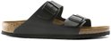 Zwarte Birkenstock Arizona slipper met twee gespen.