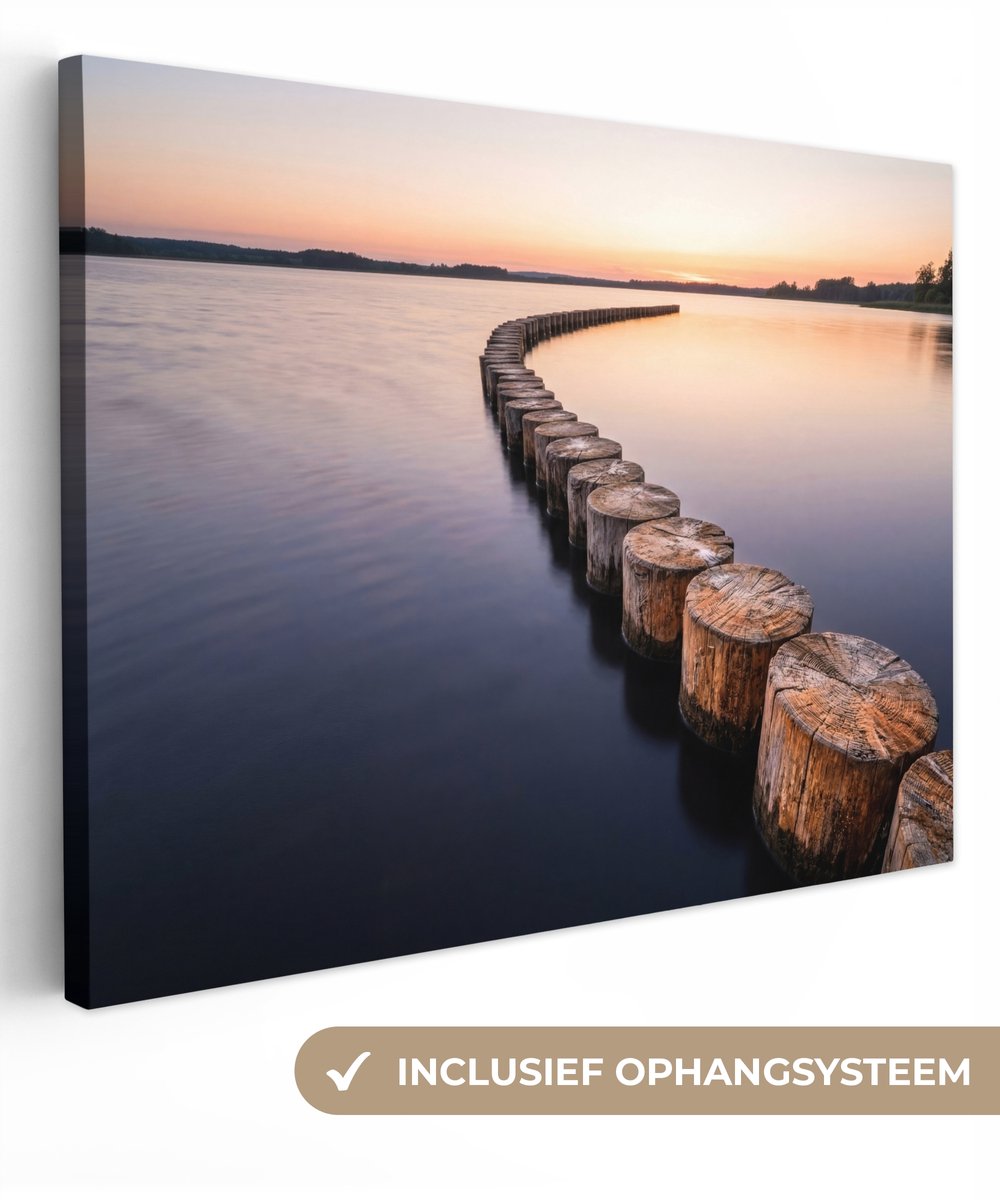 Canvas schilderij 40x30 cm - Exclusieve wanddecoratie Hout - Palen - Water - Muurdecoratie