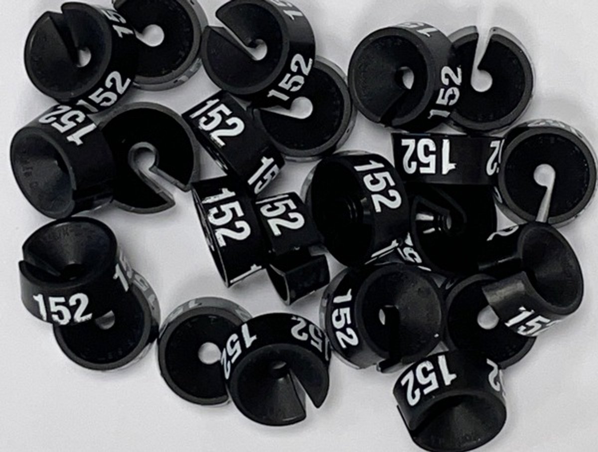 Bleijenberg Maatdopje maat 152 zwart - Maataanduiding voor kledinghangers per 25 stuks - Maatringetje Ø 20 mm - Kledinghangers - Kleerhanger - Kapstok - Mark-Brics - wisersizer