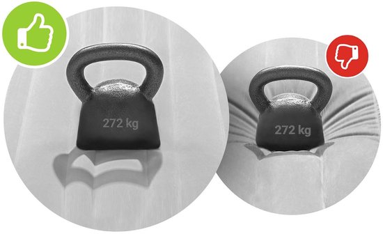 Luchtbed met ingebouwde pomp, 272 kg gewicht op stabiel en ingestort luchtbed.