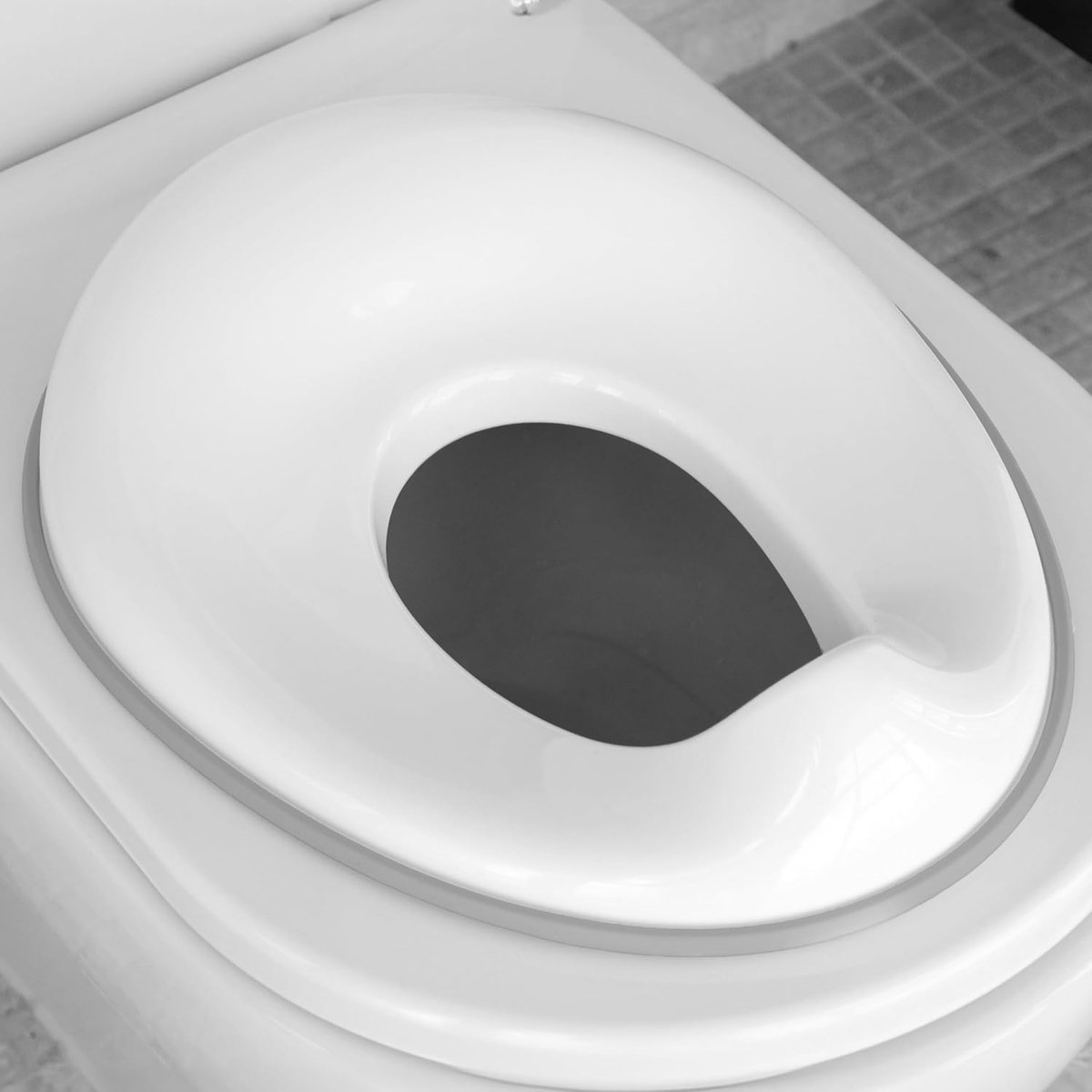 Zindelijkheidstrainingszitje - Potty trainer - Kinderen Zindelijk Maken - Antislip met spatbescherming - 3937 x 965 cm - Grijs