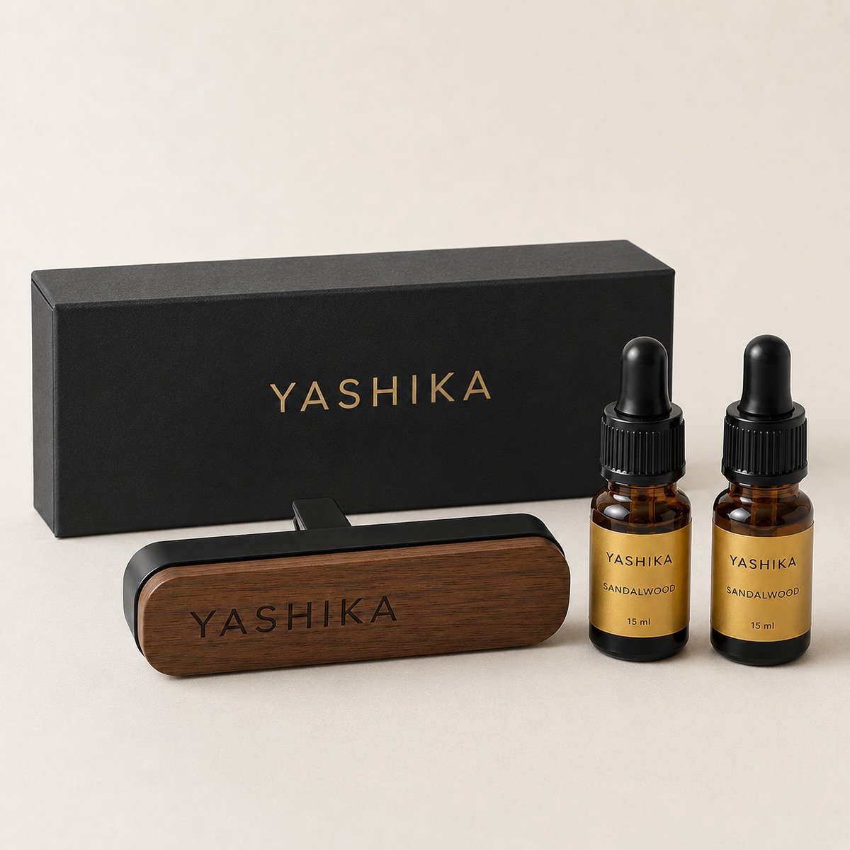 Yashika Auto Parfum met Houder – Auto Geurverfrisser – Auto Geur – Auto Luchtverfrisser – Autogeur – Luchtverfrisser Auto – Car Parfum – New Car – Sandelhout – Navulbaar – 2 Geuren 5 ml – Auto Luchtje – Ventilatierooster – Auto Accessoires – Geur