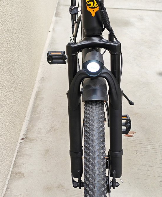 SINOHON EM300 26‘’ Elektrische Fiets - 250W Motor, 36V 15,6Ah Accu, 100km Bereik, 7-Speed Shimano - LED-Koplamp van SINOHON — afbeelding 4