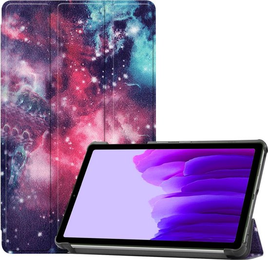 Étui pour tablette avec imprimé galaxie et une tablette à l'intérieur. L'étui est ouvert avec un support tri-fold.