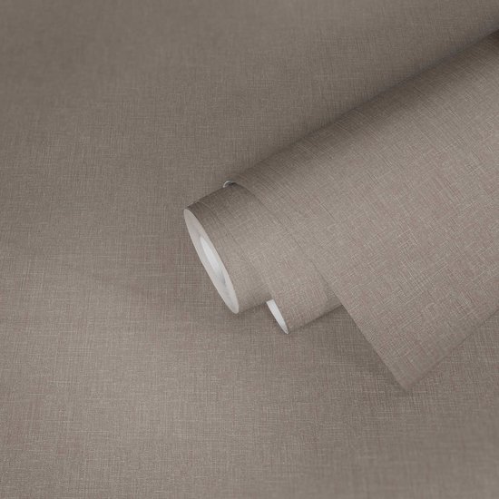 Rol beige taupe behang met een subtiele linnenlook textuur.