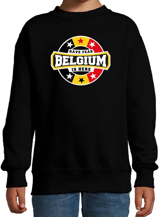 Have fear Belgium is here sweater met sterren embleem in de kleuren van de Belgische vlag - zwart - kids - Belgie supporter / Belgisch elftal fan trui / EK / WK / kleding 122/128
