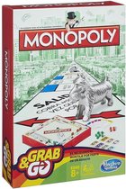 Hasbro Gaming - Monopoly Grab and Go (B1002)