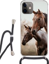 Coque avec cordon iPhone 11 - Paarden - Nature - Marron - Siliconen - Bandoulière - Coque arrière avec cordon - Coque pour téléphone avec cordon - Coque avec corde
