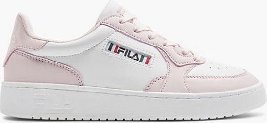 Fila avec des roses hotsell