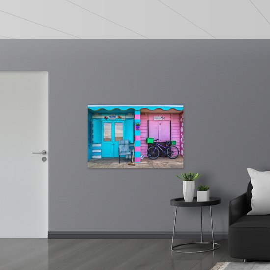 WallClassics - Drapeau - Maisons de Plage Blauw et Roses - 120x80 cm Photo sur Drapeau Polyester