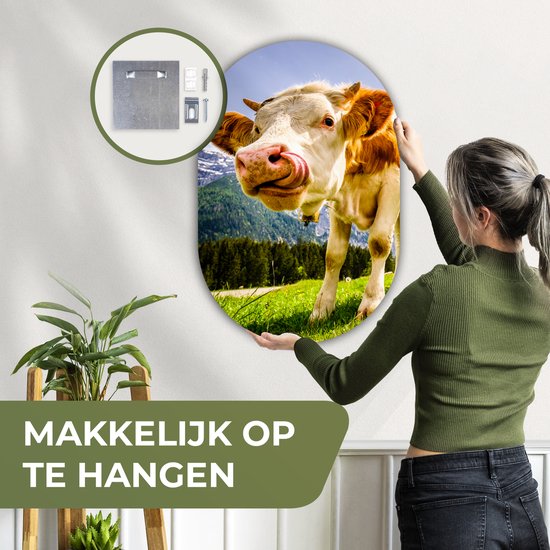 Wall Oval - Décoration murale Plastique - Peinture Ovale - Vaches - Montagnes - Herbe - Paysage - 60x90 cm - Forme Miroir Ovale sur Plastique