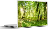 Laptop sticker - 11.6 inch - Natuur - Bomen - Bos - Groen - Zonlicht - 30x21cm - Laptopstickers - Laptop skin - Cover