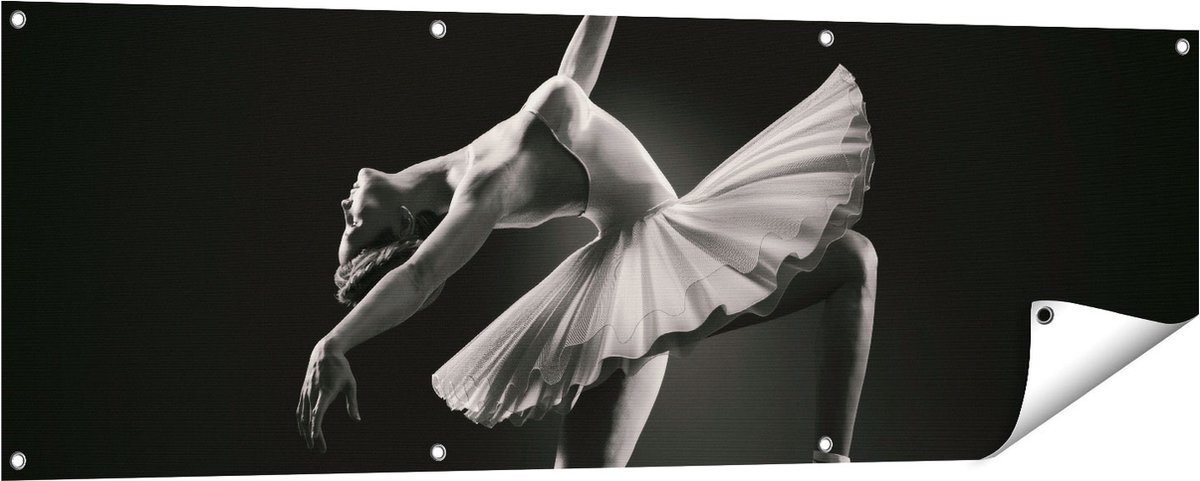 Gards Tuinposter Ballerina op Haar Tenen - Ballet - Zwart Wit - 150x50 cm - Tuindoek - Tuindecoratie - Wanddecoratie buiten - Tuinschilderij Multikleur