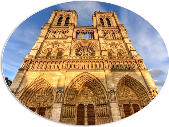 WallClassics - PVC Schuimplaat Ovaal - Vooraanzicht van de Notre Dame in Parijs - 80x60 cm Foto op Ovaal (Met Ophangsysteem)