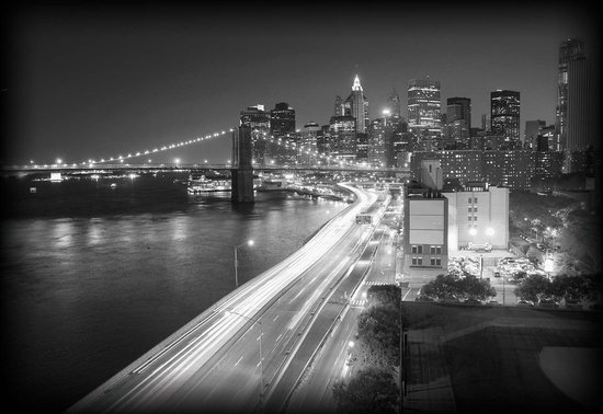 Fotobehang New York City Brooklyn Bridge Lights | DEUR - 211cm x 90cm | 130g/m2 Vlies