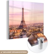 MuchoWow® Glasschilderij 20x20 cm - Schilderij acrylglas - Parijs - Eiffeltoren - Lucht - Foto op glas - Schilderijen