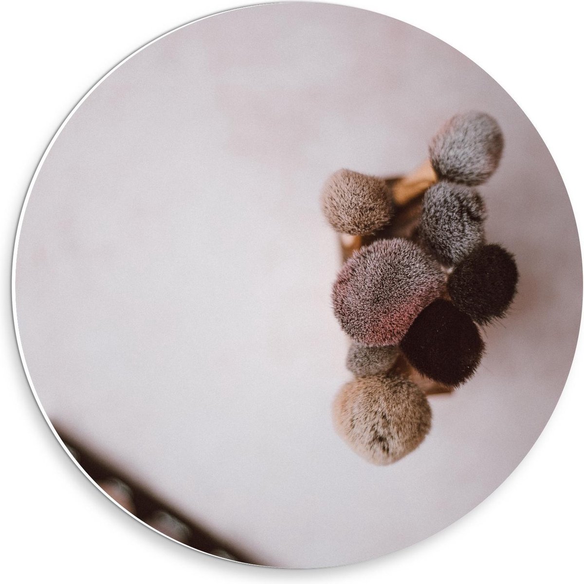 Forex Wandcirkel - Make up Kwasten en Pallette - 30x30cm Foto op Wandcirkel (met ophangsysteem)