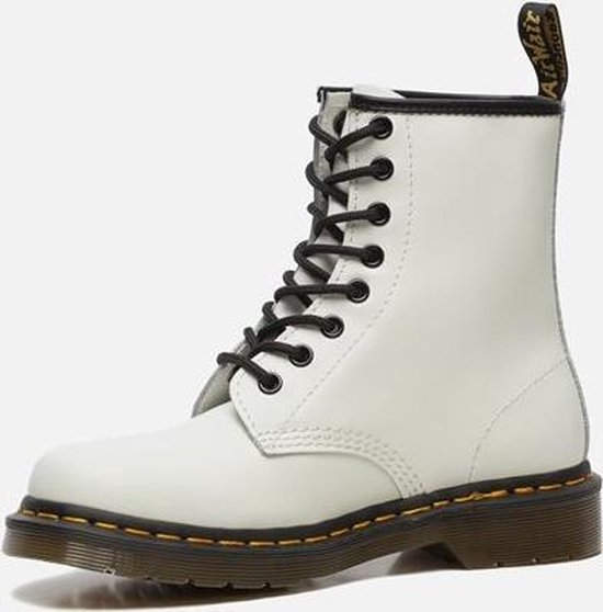 dr martens wit maat 39