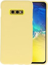 Hoesje Geschikt voor de Samsung Galaxy S10e - Backcover Color Telefoonhoesje - Geel