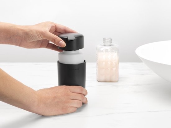 Brabantia ReNew distributeur de savon 250 ml - Dark Grey