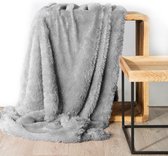 Luxe bed_deken_Brulo_Polyester_sprei_150x200 cm_Gewicht-240 GSM__zilver