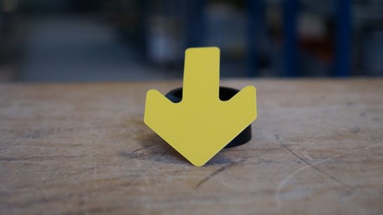 Flèche Wit 90 x 130 mm - autocollant de sol avec couche supérieure lisse