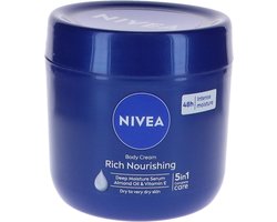 Voordeelverpakking van 3 x Nivea Crème 400ml Rich Nourishing