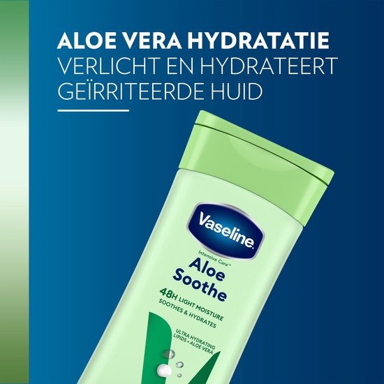 Lichtgroene fles Vaseline Intensive Care Aloe Soothe bodylotion met groene dop. Tekst: ALOE VERA HYDRATATIE.