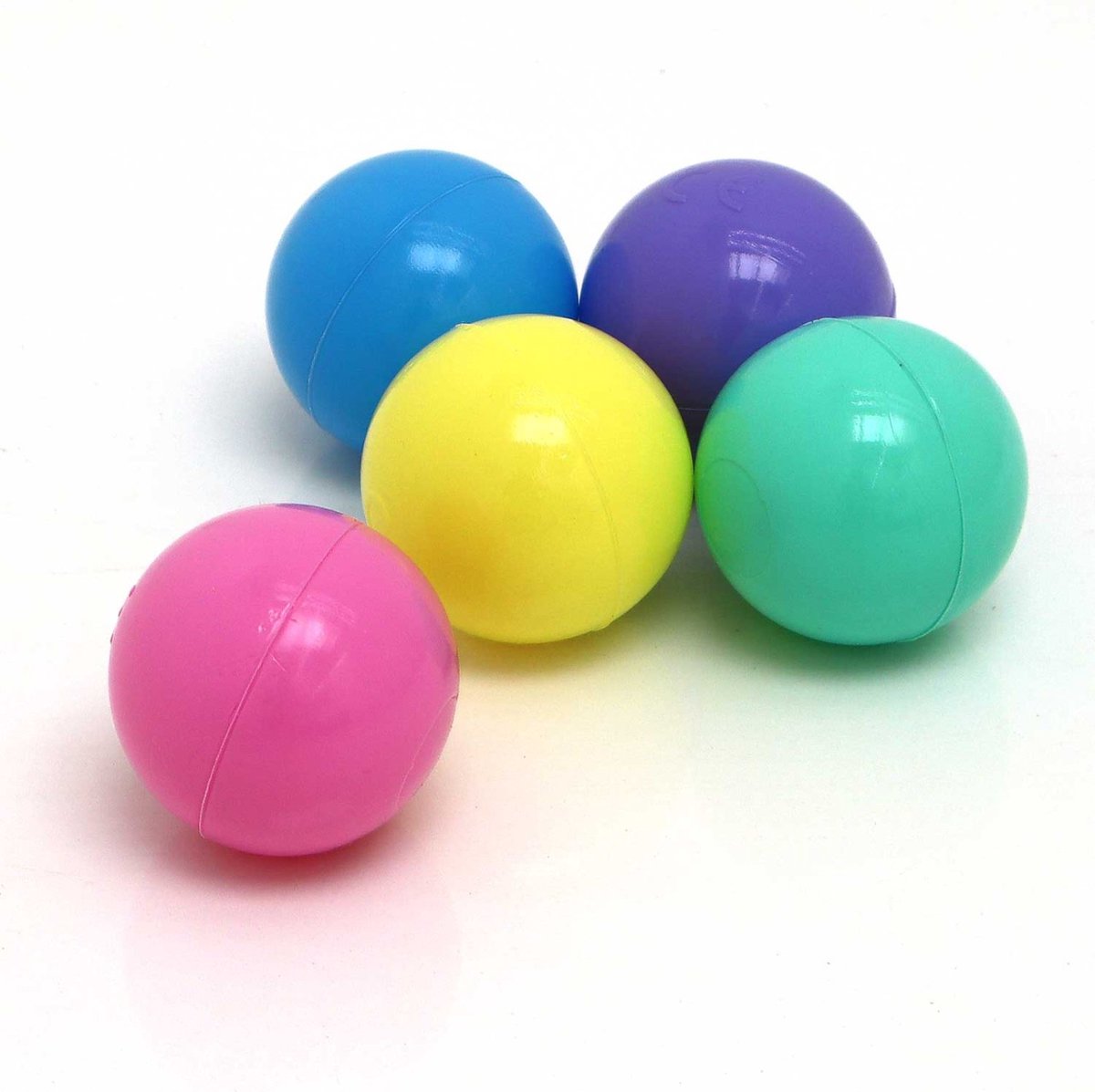 LittleTom Ballenbak Ballen 5,5 cm - Set 50 Speelballen voor Kinderen Vanaf 0 Jaar - Veilige zachte en lichte voor Babypool of Speelruimte - Educatief en Leuk voor Ontwikkeling Motoriek en Spelplezier