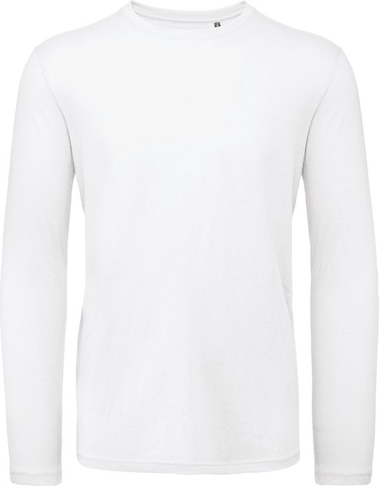 Voorkant van een witte longsleeve T-shirt voor heren.