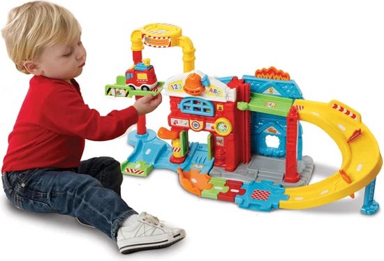 VTech Toet Toet Auto's Brandweerkazerne - Educatief Speelgoed Auto - Voor Jongens en Meisjes - Cadeau - Brandweer Speelgoed 1 Jaar tot 5 jaar