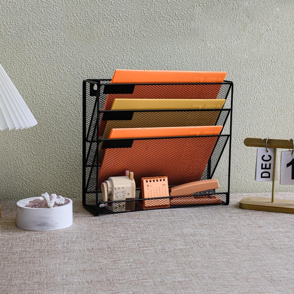 PLSOPPKG 1 Tier Hangende Muur Bestand Houder, Metalen Mesh Magazine Rack, A4 Muur Pocket File Houder, Mail Organizer Magazine Opslag Rack, Wandgemonteerde File Organizer, Zwart