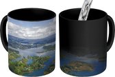 Magische Mok - Foto op Warmte Mok - Luchtfoto van een rivier in Colombia - 350 ML - Uitdeelcadeautjes