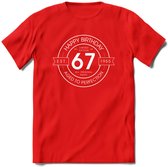 67th Happy Birthday T-shirt | Vintage 1955 Aged to Perfection | 67 jaar verjaardag cadeau | Grappig feest shirt Heren – Dames – Unisex kleding | - Rood - XL