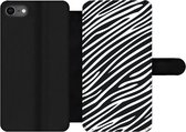 Telefoonhoesje Geschikt voor iPhone 8 telefoonhoesje - Dierenprint - Zebra - Zwart - Met vakjes - Wallet case met magneetsluiting