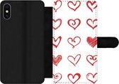 Bookcase Geschikt voor iPhone X telefoonhoesje - Een illustratie met hartjes in verschillende vormen - Met vakjes - Wallet case met magneetsluiting